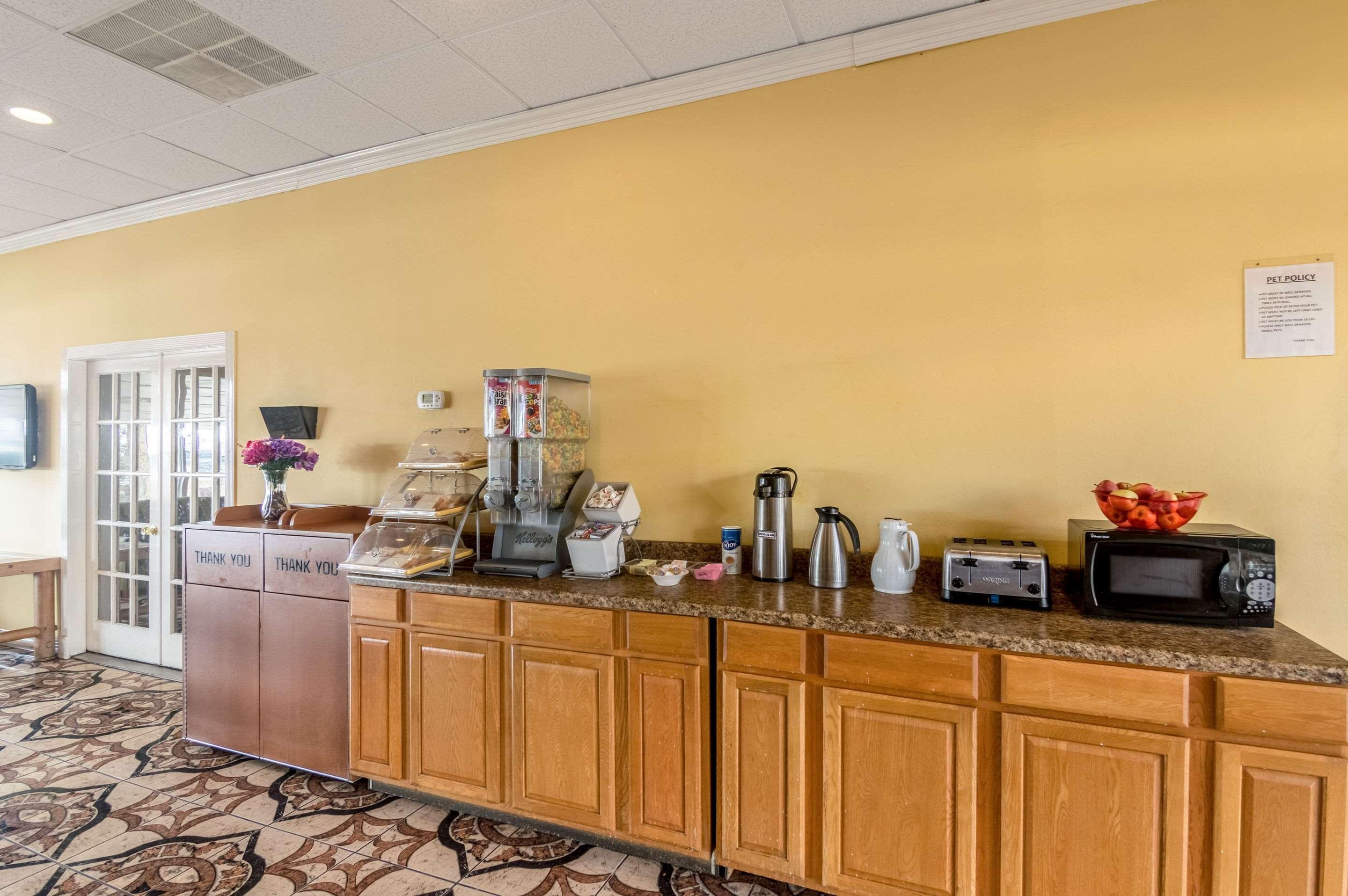 Rodeway Inn Arlington Kültér fotó