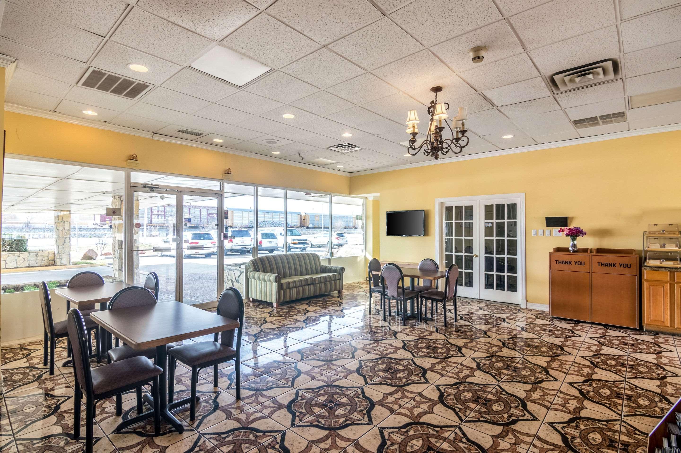 Rodeway Inn Arlington Kültér fotó